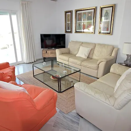 Apartment Deluxe On The Marbella