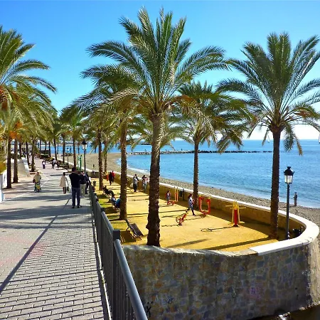 Apartment Deluxe On The Marbella